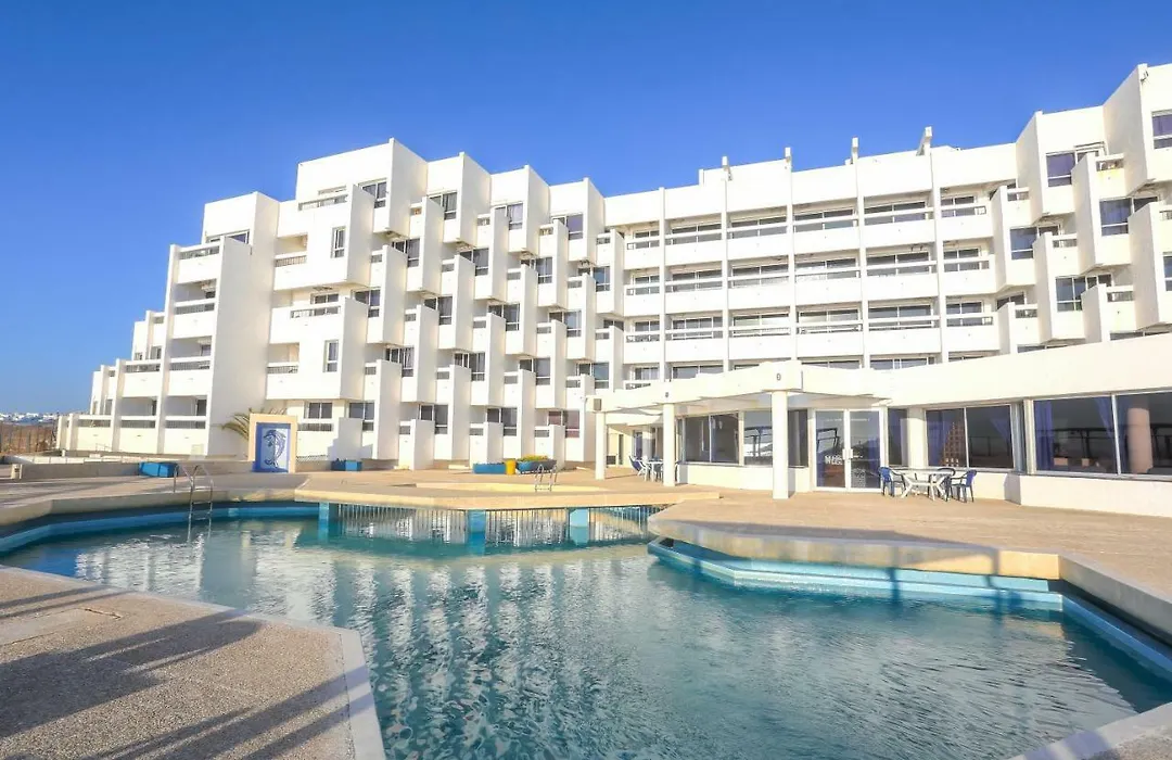 Umh Tarik Hotel-1