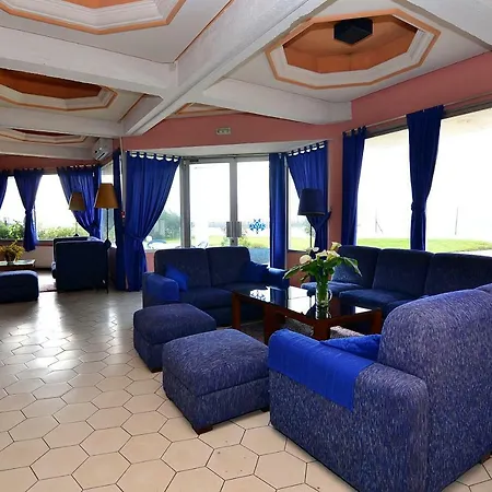 Umh Tarik Hotel-3